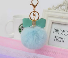 Load image into Gallery viewer, Pompom keychains
